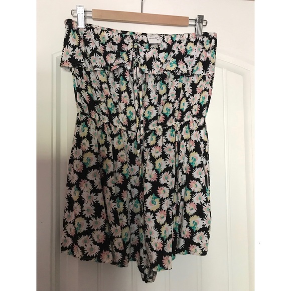 🌸American Rag Romper🌸 - Picture 1 of 4